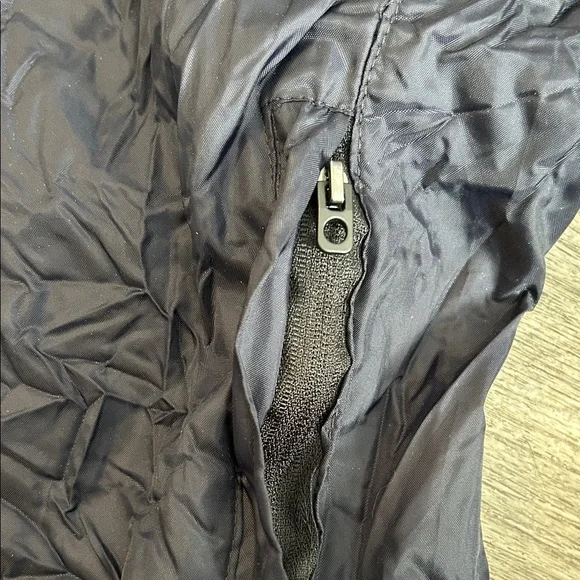 The North Face Packable Windbreaker Jacket Hooded Lightweight XL Black - Picture 7 of 10